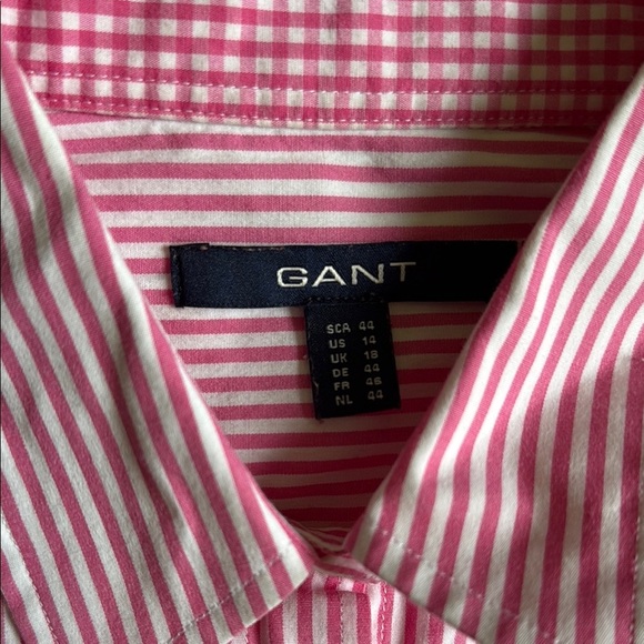 Gant pink and white Casual Button Down Shirt women’s (MC) - Picture 3 of 5